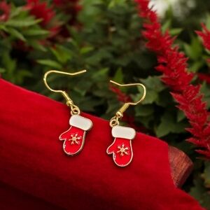 Mitten Holiday Festive Dangle Earrings